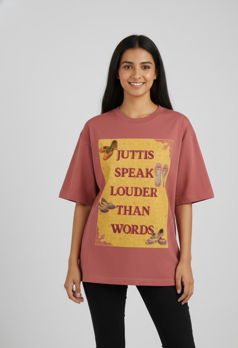 Jutti Oversized Classic T-Shirt