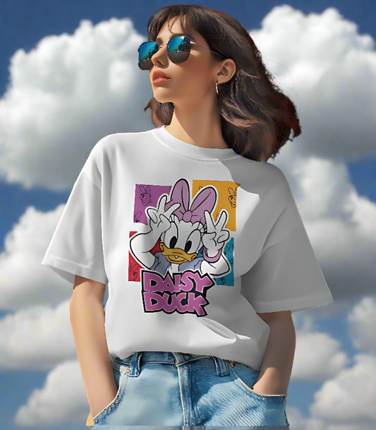 SCUBAAA Women's Daisy Duck: Pop Art Vibes Oversized T-Shirt