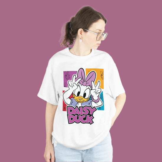 SCUBAAA Women's Daisy Duck: Pop Art Vibes Oversized T-Shirt
