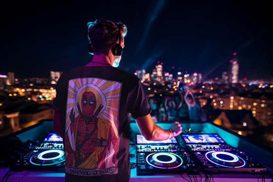 SCUBAAA Men's Deadpool Overloaded Oversized Classic T-Shirt